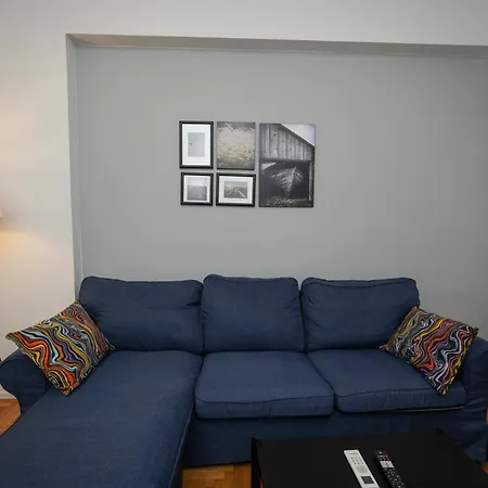 Ilysia'S Retreat, Cozy 1 Bdrm Apartment-2