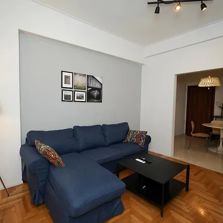 Ilysia'S Retreat, Cozy 1 Bdrm Apartment-3